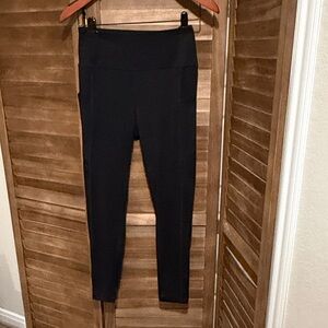 Albion Classic Black Leggings